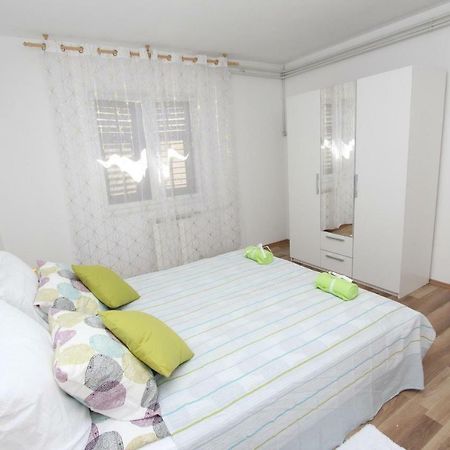 רוביני Apartment Paulinic מראה חיצוני תמונה